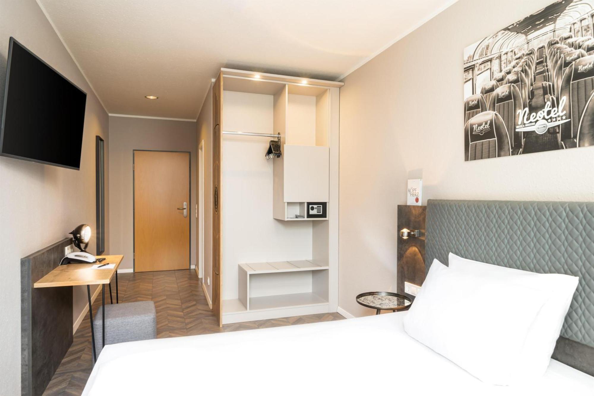 Superior Single Room