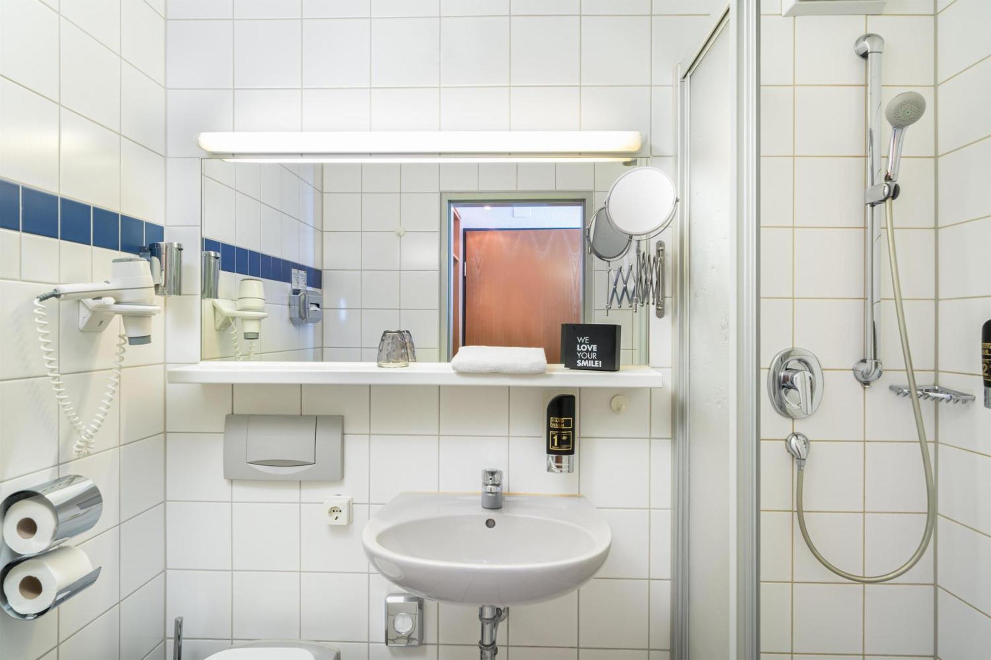 Standard Single Room